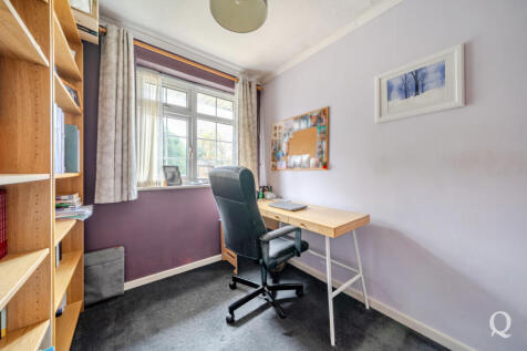 f77bb982-6f4f-4aa...