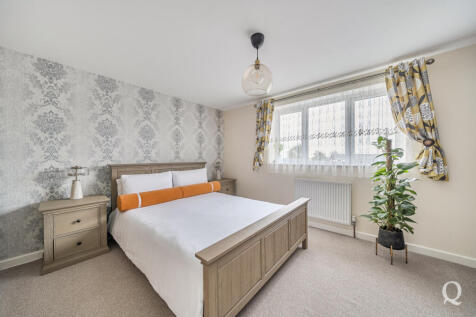 a1cf12ce-22d2-4a6...