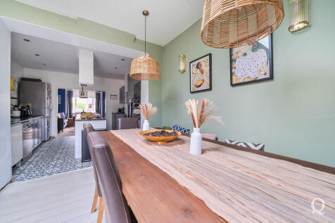 0e90377b-8b1c-4d8...