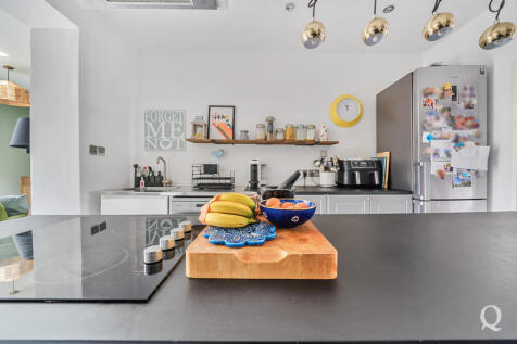 b563eb15-a27a-450...