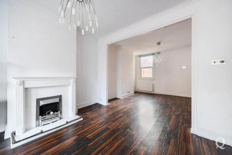 817cf2f5-3b6b-480...