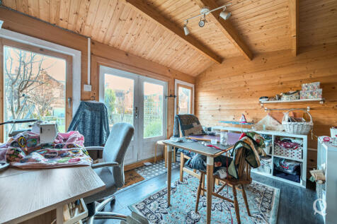 b66097e4-94c4-43e...