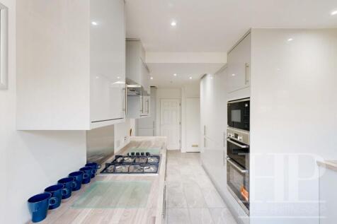 Communal Kitchen/Living Room