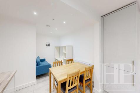 Communal Kitchen/Living Room