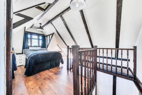 1290380-40-682731...