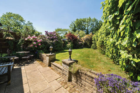 1290380-49-682731...