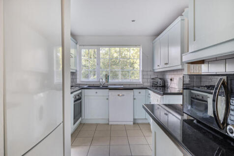 1349997-2-68cd47c...