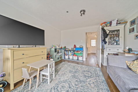 1358239-8-68d6d03...