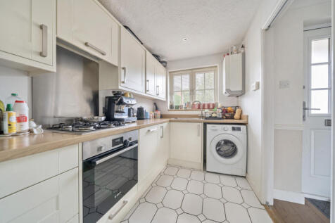 1358239-4-68d6d00...