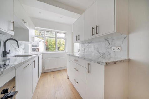 1364132-6-68e652b...