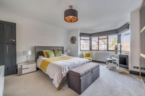 1374280-17-690e5d...