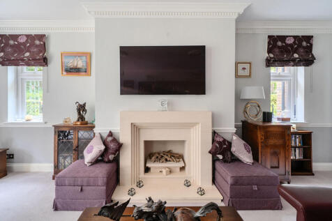 1339773-8-68a7231...