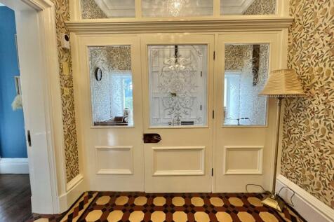 Entrance Porch &amp; Hall