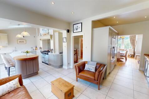 Breakfast Room