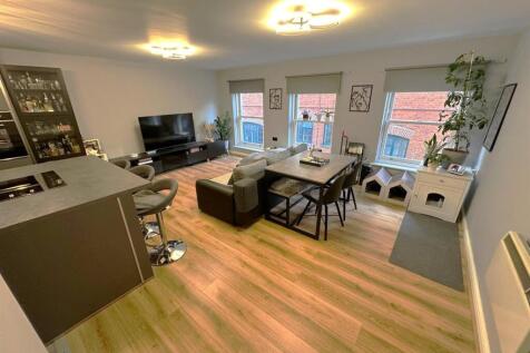 Living Room 2.jpg