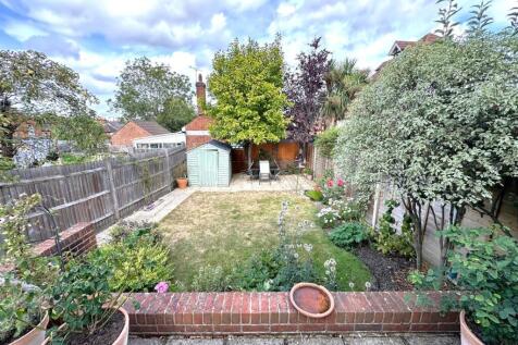 Rear Garden 2.jpg