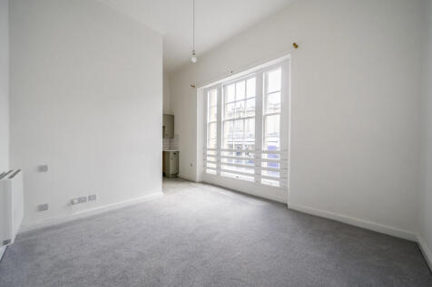 1345992-5-68b1c8b...