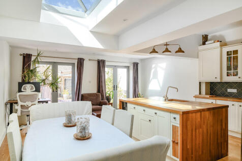 1346868-10-68bed8...