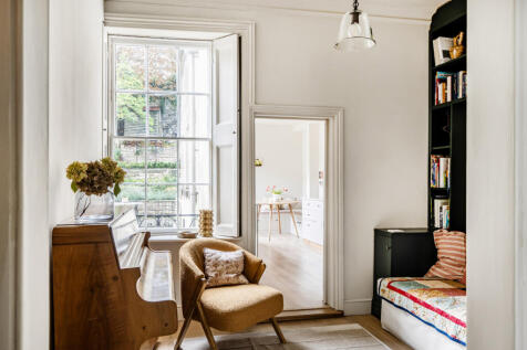 1361505-12-68e01f...