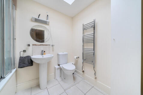 1342971-5-68a5c40...