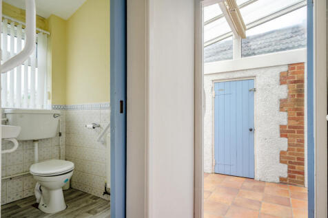 1291068-11-6839a8...