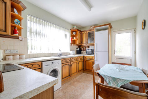 1313093-17-6864fb...