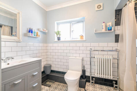 1355143-22-68d158...