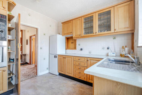 1359399-11-68da45...