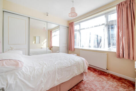 1359399-16-68da45...