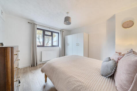 1364362-24-68ee83...