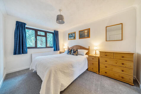 1364362-16-68ee82...