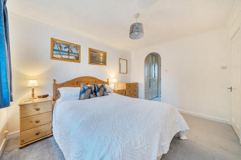 1364362-17-68ee82...