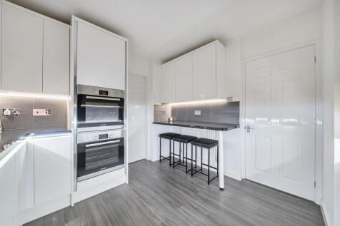 1364362-9-68ee81d...