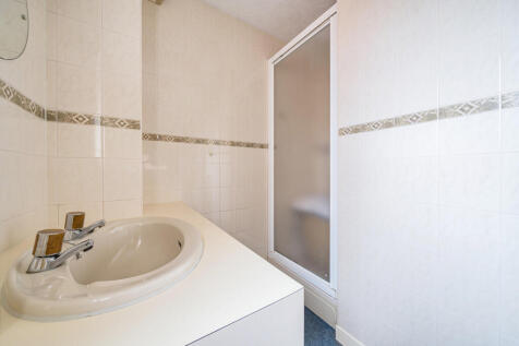 1364362-19-68ee82...