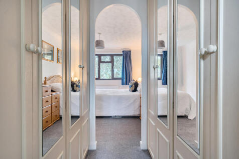 1364362-20-68ee82...