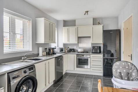 1372083-11-68fa50...