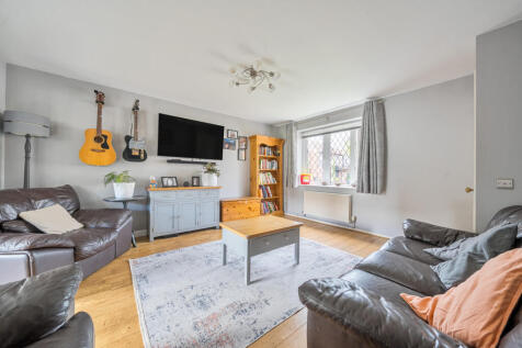 1372915-10-68fb5c...