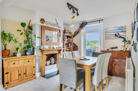 1376873-9-6911f5d...