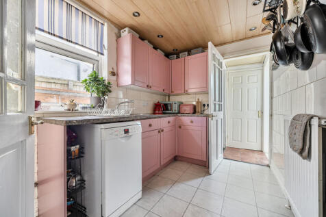 1388154-6-69493dc...