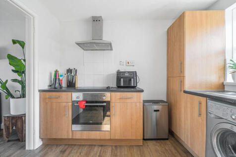 1316212-11-686014...