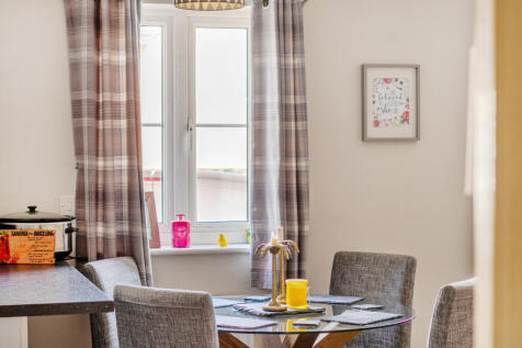 1327085-6-6889eb8...