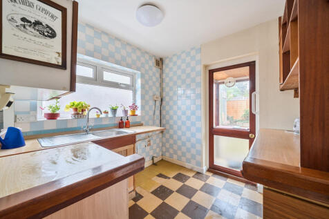 1336547-7-689a063...