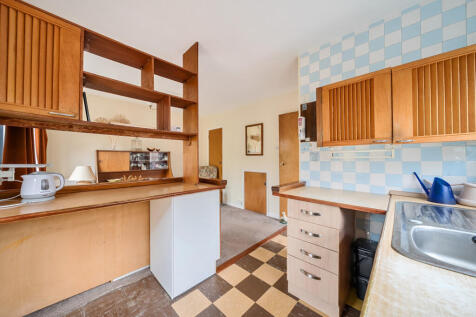 1336547-3-689a061...