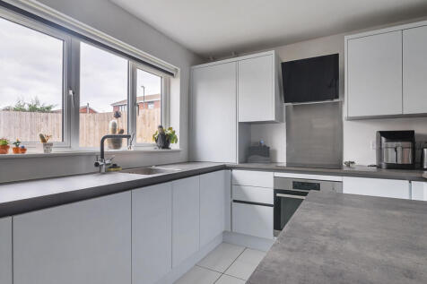 1341843-22-68a494...