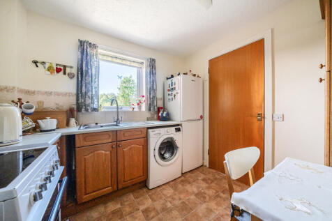 1350692-5-68c291e...