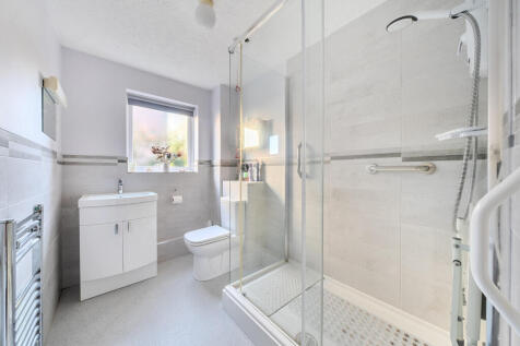 1350692-12-68c292...