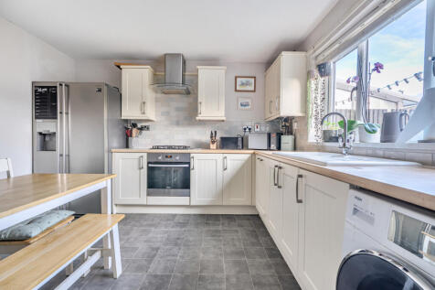 1394999-9-69496d6...