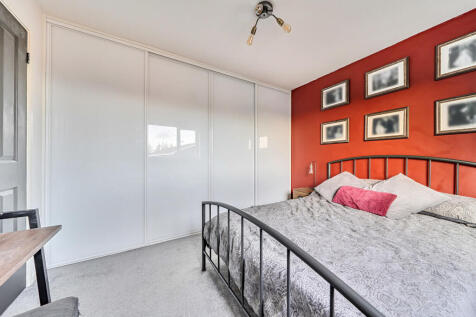 1394999-16-69496e...