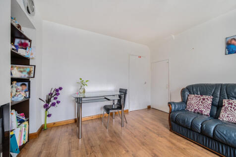 1312805-11-685aed...