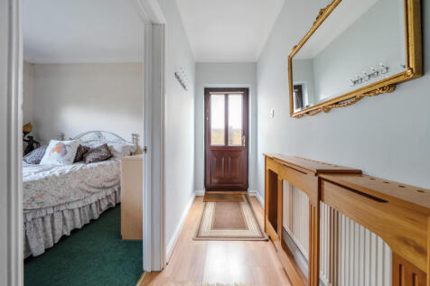 1312423-11-685bbf...